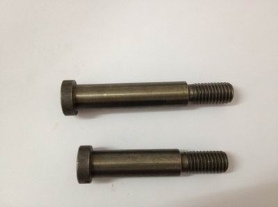 STB0333 短导轮轴  尺寸参数：φ12×63/φ12×75 产品编号:短导轮轴 STB0333和长导轮 STB0334 